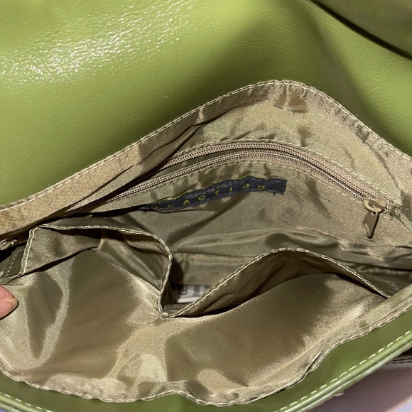 Kennet Cole woman’s green shoulder bag - Picture 6 of 6